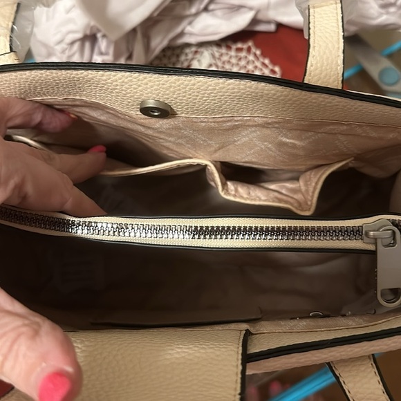 NWT French Connection Satchel. Firm price - Picture 8 of 12